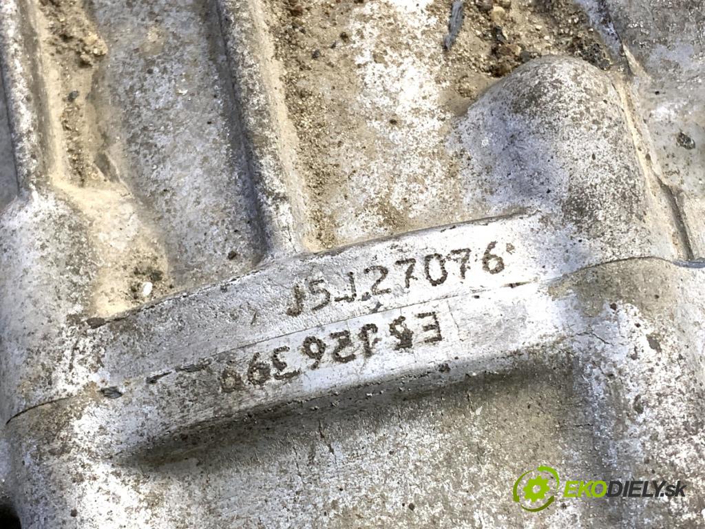 SUZUKI GRAND VITARA II samochód terenowy zamknięty 2006 103 kW 2.0 Napęd na wszystkie koła (TD54, JB420) 1995 Prevodovka T42 (Prevodovka)