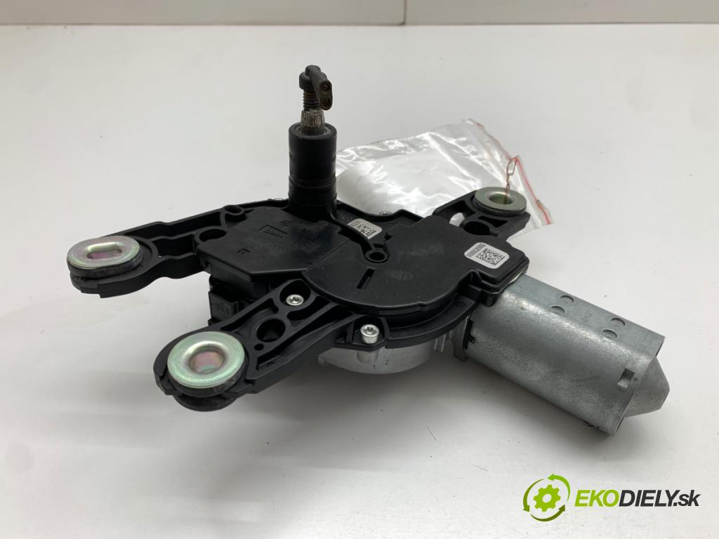 SKODA OCTAVIA III liftback 2013 132 kW 1.8 TSI 1798 motor stěračů zadní část 5E5955711