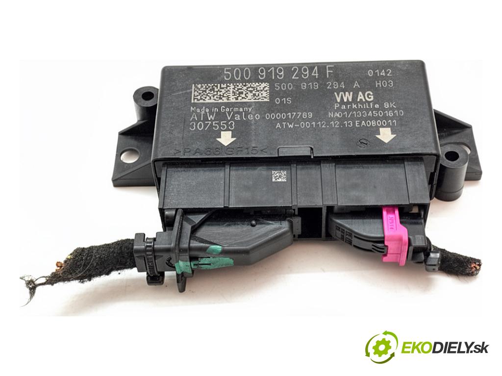 SKODA OCTAVIA III liftback 2013 132 kW 1.8 TSI 1798 modul PDC 5Q0919294F (Řídící jednotka ostatní)