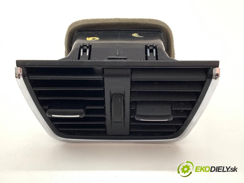 SKODA OCTAVIA III liftback 2013 132 kW 1.8 TSI 1798 Mriežky kúrenia predný 5E0819203A