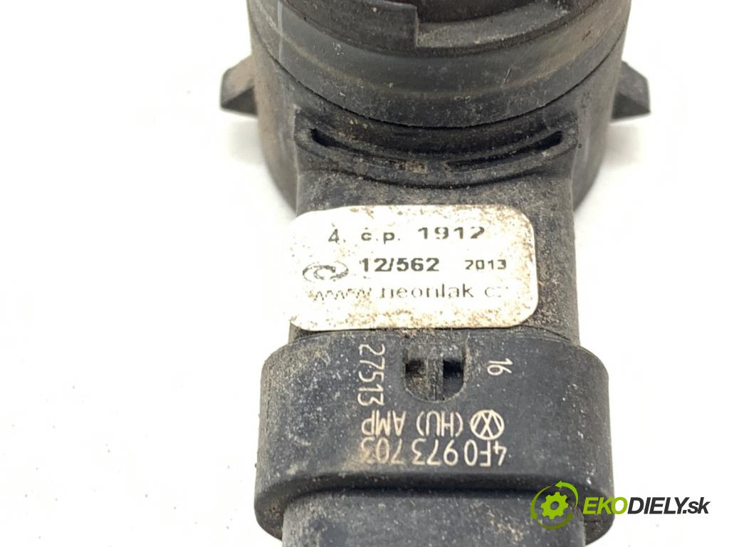 SKODA OCTAVIA III liftback 2013 132 kW 1.8 TSI 1798 snímač PDC 5Q0919275