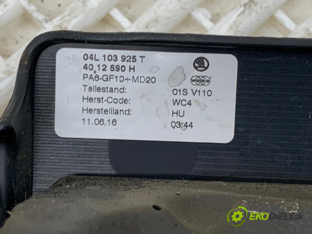 SKODA SUPERB III Kombi 2016 110 kW 2.0 TDI 1968 kryt motora 04L103925T (Kryt motoru )