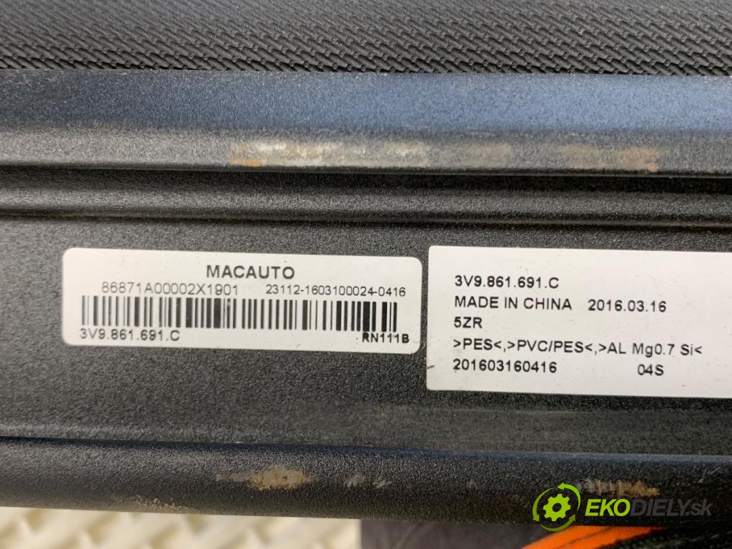 SKODA SUPERB III Kombi 2016 110 kW 2.0 TDI 1968 Roleta kufra síťka 3V9861691C