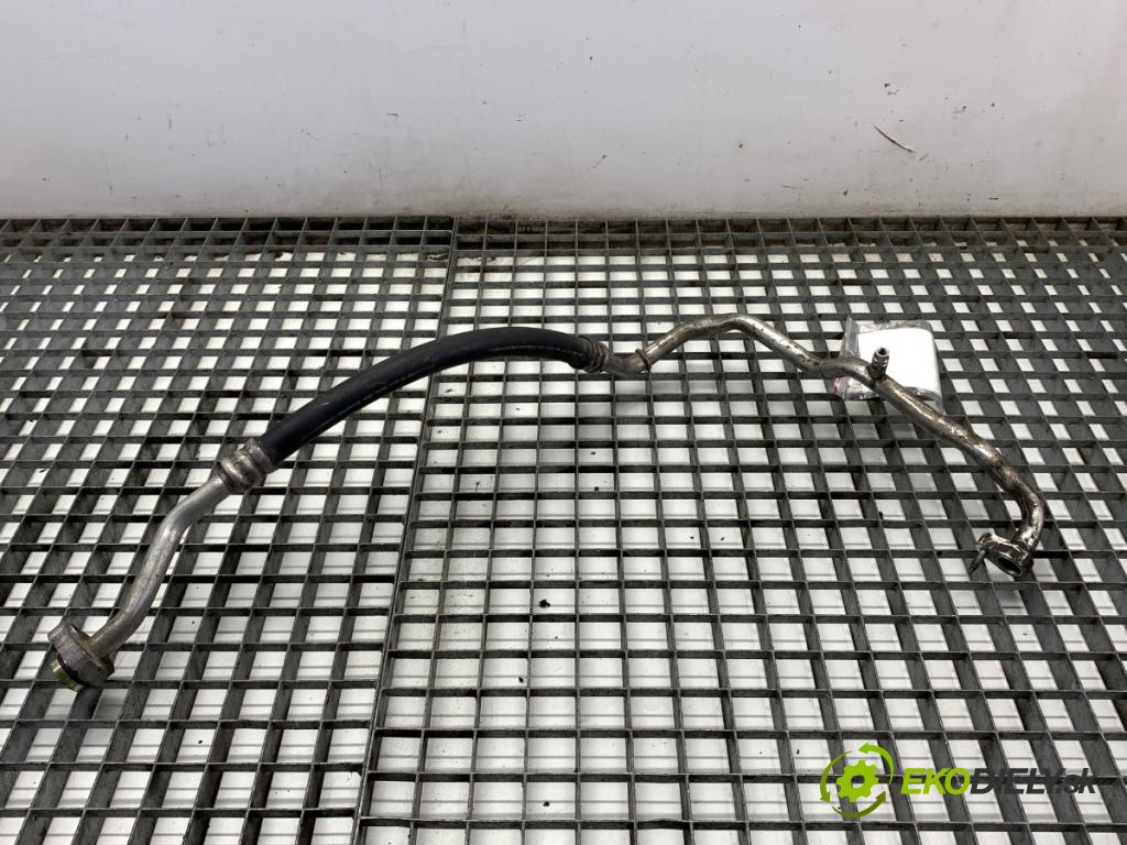 SKODA OCTAVIA III liftback 2013 132 kW 1.8 TSI 1798 rúrka klimatizace 5Q0820743E (Trubka klimatizace)