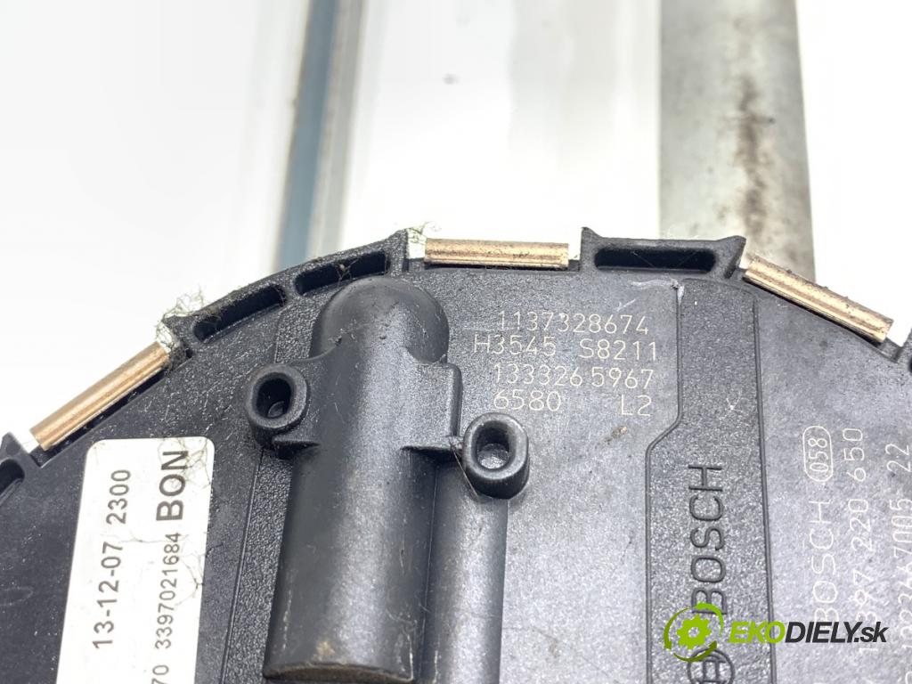SKODA OCTAVIA III liftback 2013 132 kW 1.8 TSI 1798 Mechanizmus stieračov predný 5E1955119 5E1955023A (Motorček stieračov predný)