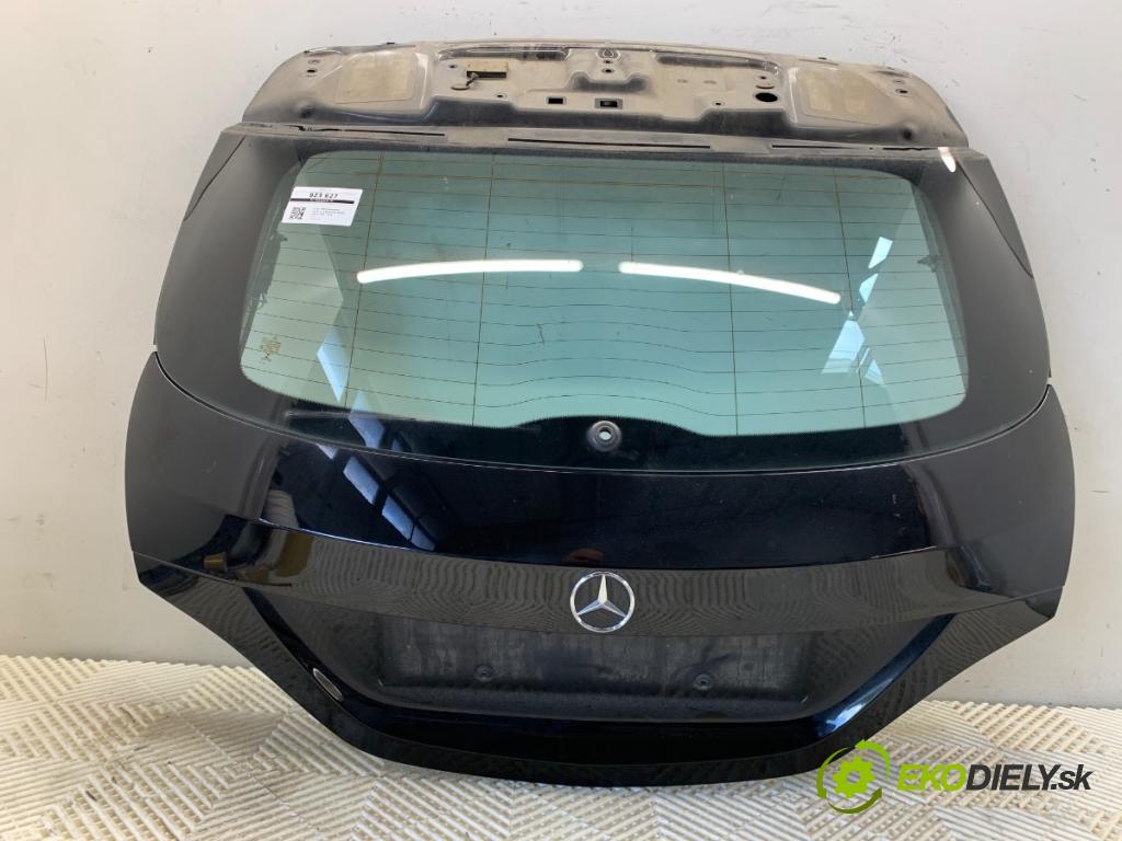MERCEDES-BENZ CLA Shooting Brake Kombi 2017 100 kW CLA 200 CDI / d (117.908) 2143 kapota zadní část 696 