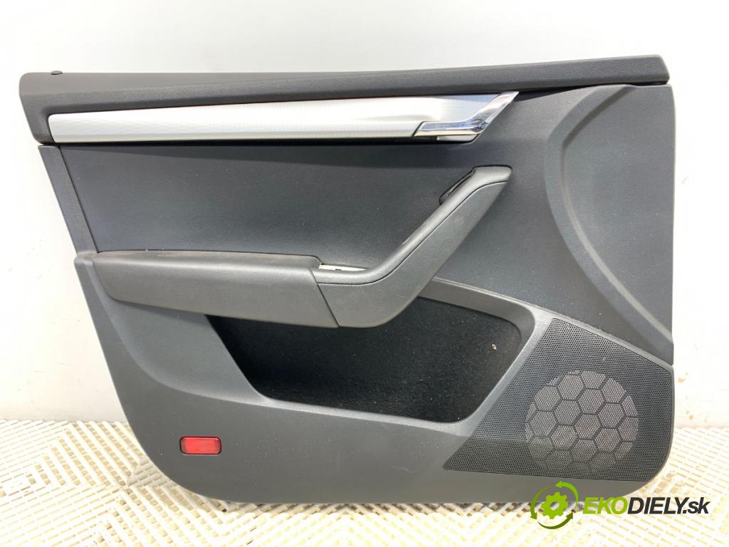 SKODA OCTAVIA III liftback 2013 132 kW 1.8 TSI 1798 čalúnenie Dvere ľavy predný 