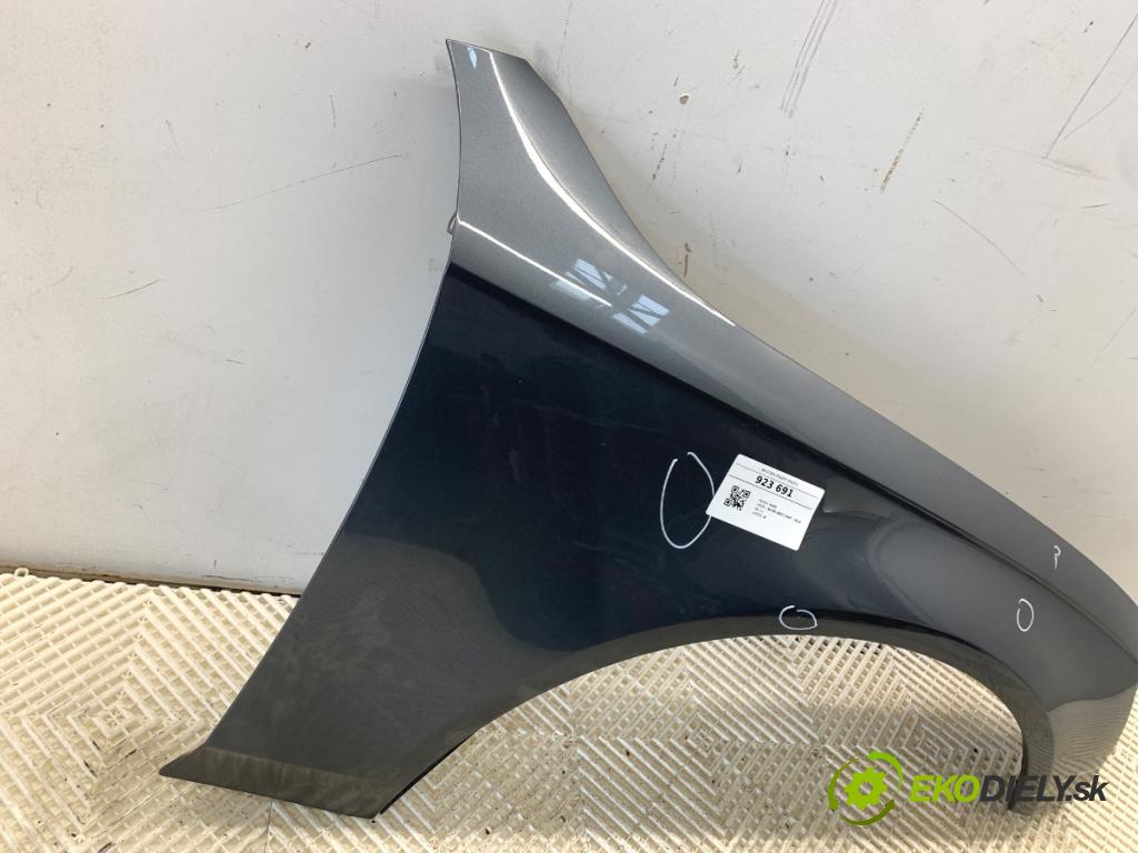 AUDI A4 B8 sedan 2012 125 kW 1.8 TFSI 1798 blatník pravý přední část