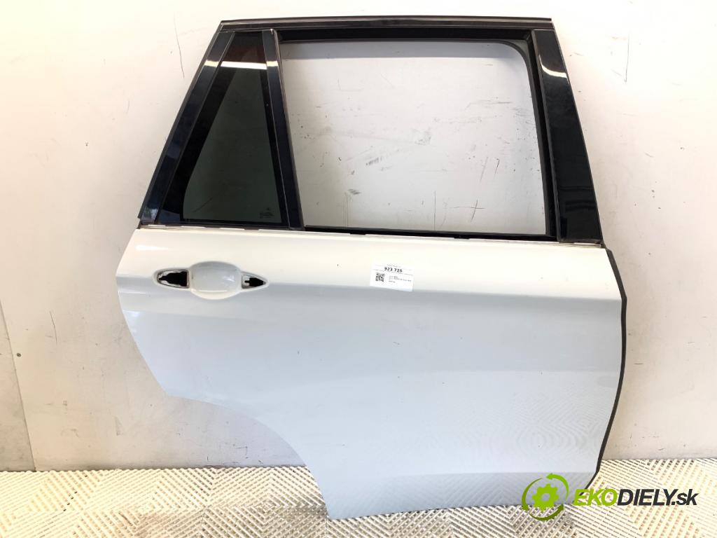BMW F15 SUV 2015 160 kW xDrive 25 d 2993 Dvere pravy zad 300 