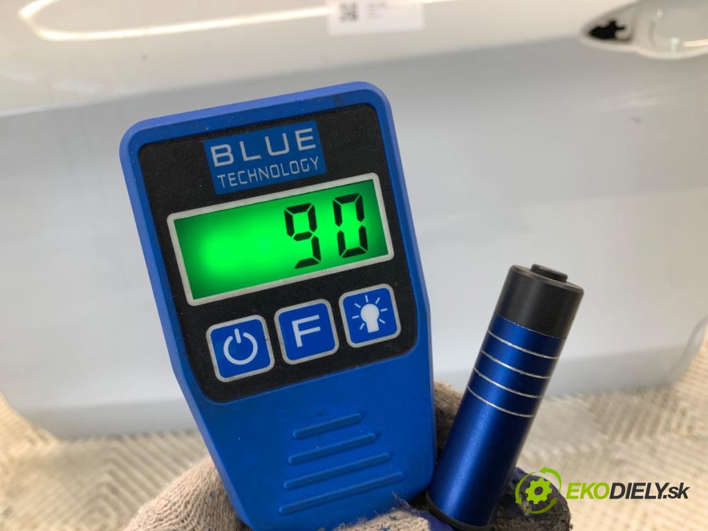 BMW F15 SUV 2015 160 kW xDrive 25 d 2993 Dvere ľavy predný 300
