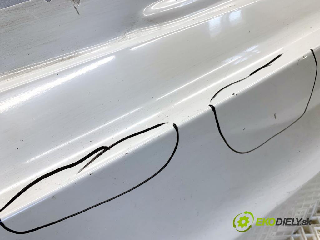 BMW F15 SUV 2015 160 kW xDrive 25 d 2993 kapota zad STRANA: 300