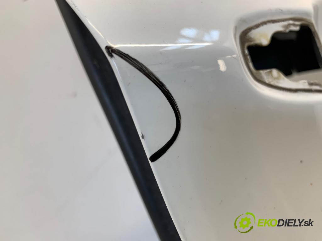 BMW F15 SUV 2015 160 kW xDrive 25 d 2993 dveře pravý přední část 300
