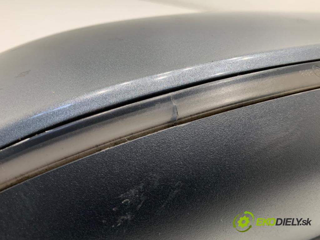 AUDI A4 B8 sedan 2012 125 kW 1.8 TFSI 1798 Spätné zrkadlo pravy LX7R: