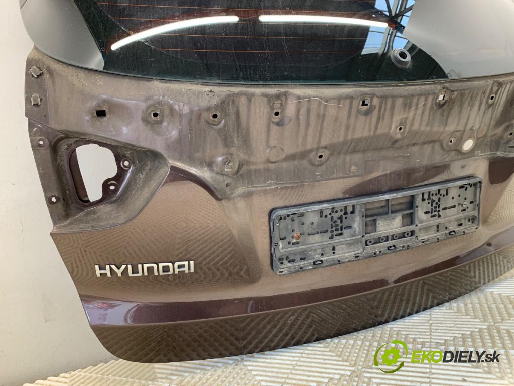 HYUNDAI ix35 SUV 2010 120 kW 2.0 1998 kapota zad