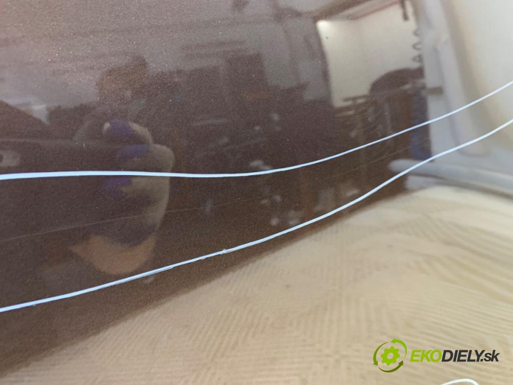 HYUNDAI ix35 SUV 2010 120 kW 2.0 1998 dveře levý zadní část