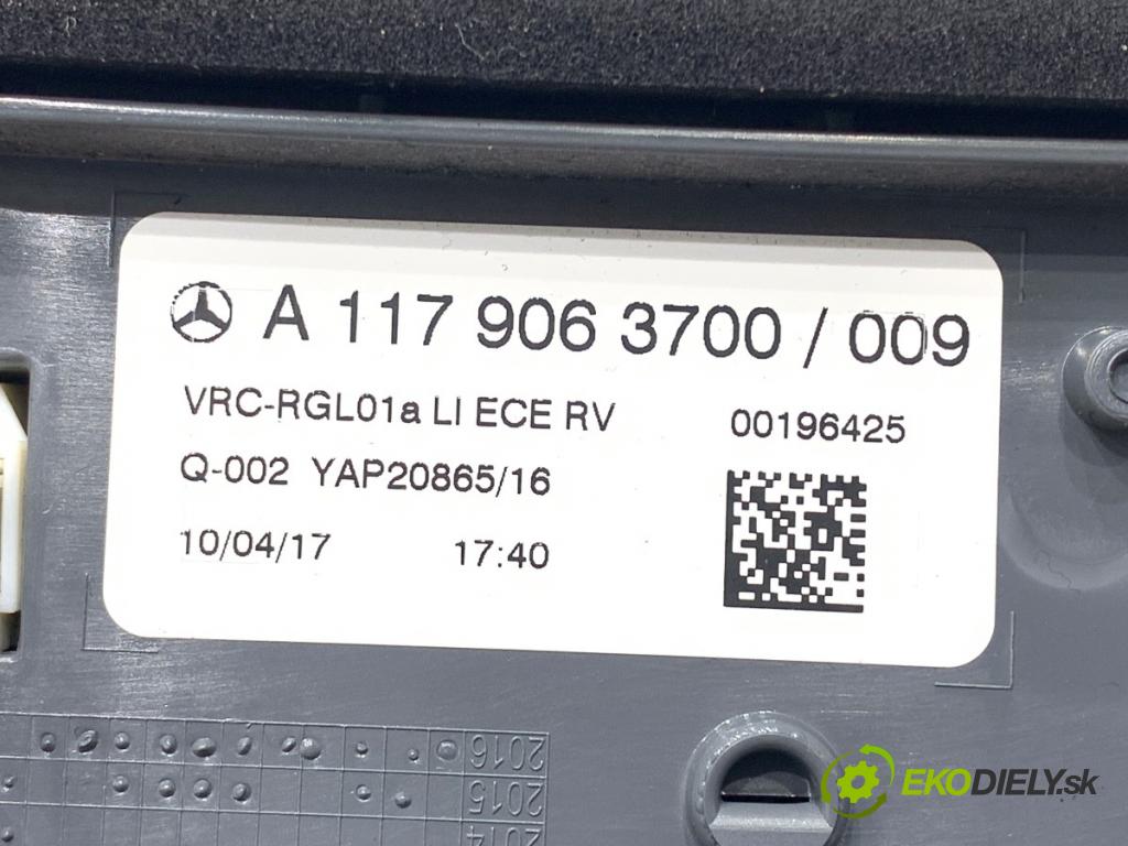 MERCEDES-BENZ CLA Shooting Brake Kombi 2017 100 kW CLA 200 CDI / d (117.908) 2143 světlo levý zadní část A1179063700