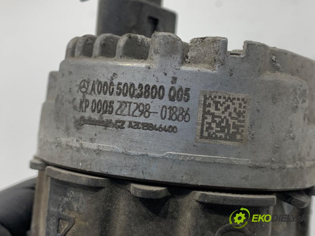 MERCEDES-BENZ SPRINTER 3,5-t Platforma / podwozie Platforma / podwozie 2022 125 kW 317 CDI (910.030) 1950 DALŠÍ: pumpa vody A0005003800 (Vodní pumpa)
