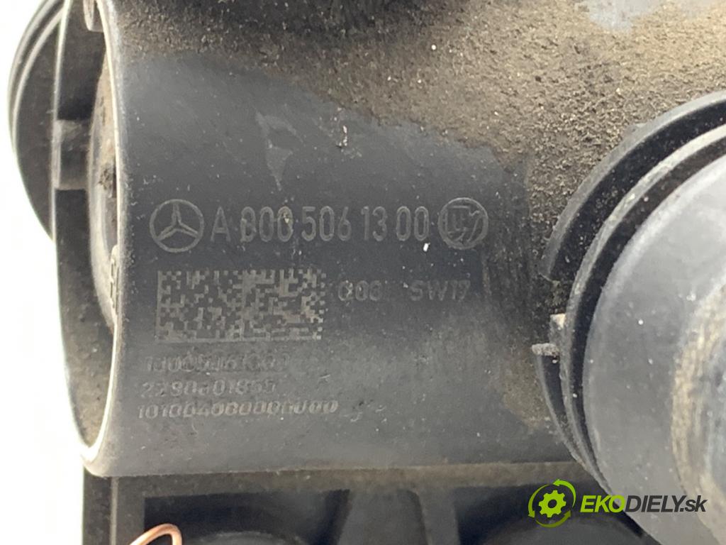 MERCEDES-BENZ SPRINTER 3,5-t Platforma / podwozie Platforma / podwozie 2022 125 kW 317 CDI (910.030) 1950 Magnetický ventil vody A0005061300 (Elektrosúčasti ostatné)
