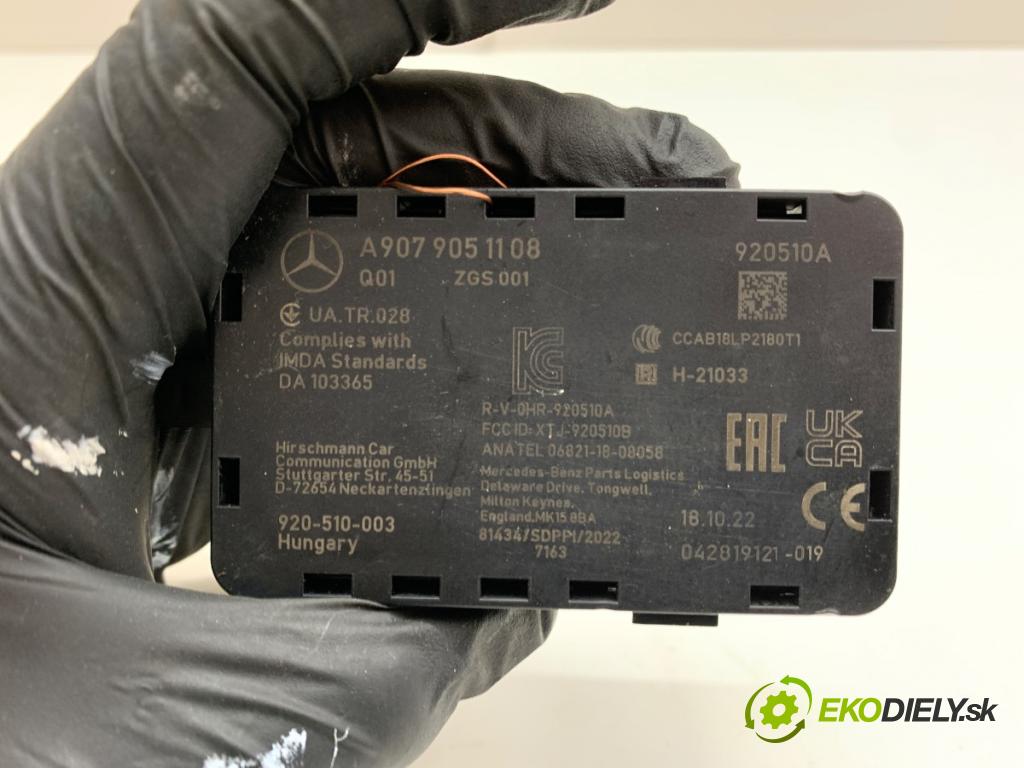 MERCEDES-BENZ SPRINTER 3,5-t Platforma / podwozie Platforma / podwozie 2022 125 kW 317 CDI (910.030) 1950 Zosilňovač Antenní: A9079051108 (Zosilňovač)