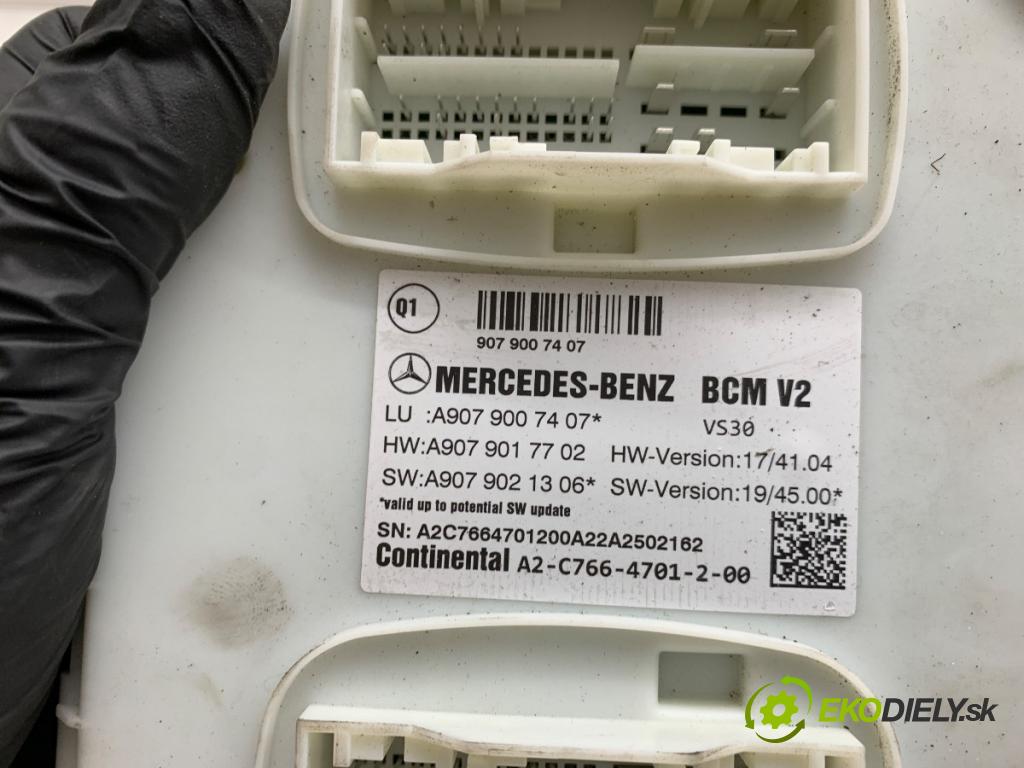 MERCEDES-BENZ SPRINTER 3,5-t Platforma / podwozie Platforma / podwozie 2022 125 kW 317 CDI (910.030) 1950 řídící jednotka SAM A9079007407