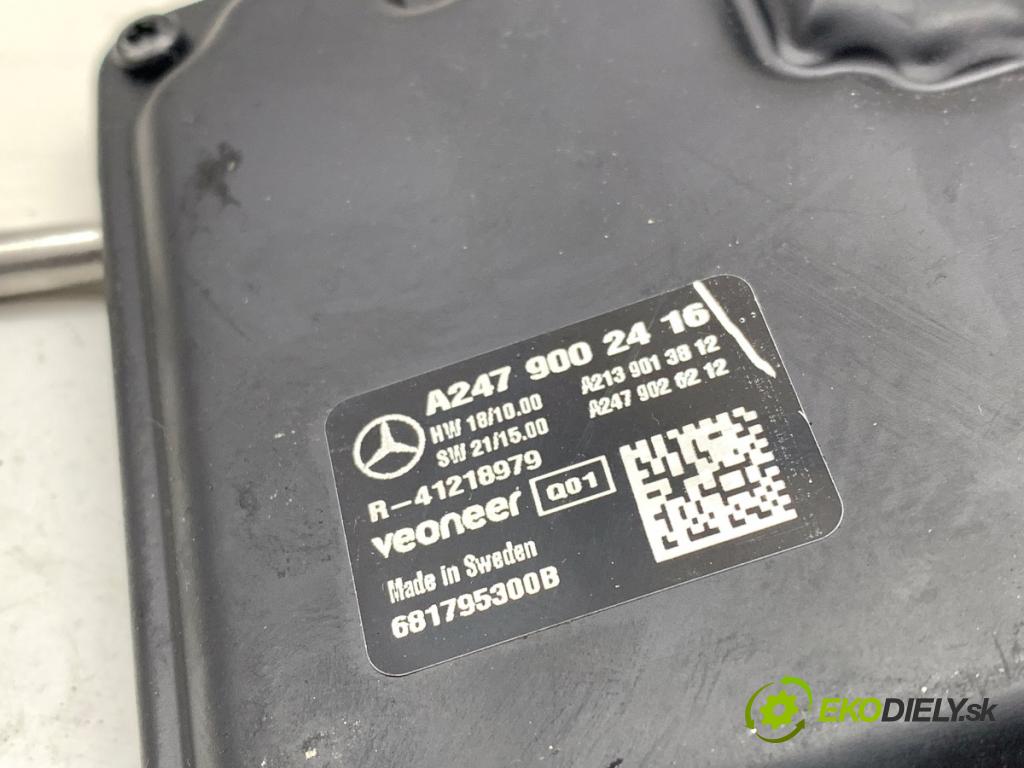 MERCEDES-BENZ SPRINTER 3,5-t Platforma / podwozie Platforma / podwozie 2022 125 kW 317 CDI (910.030) 1950 KAMERA okna prednej A2479002416