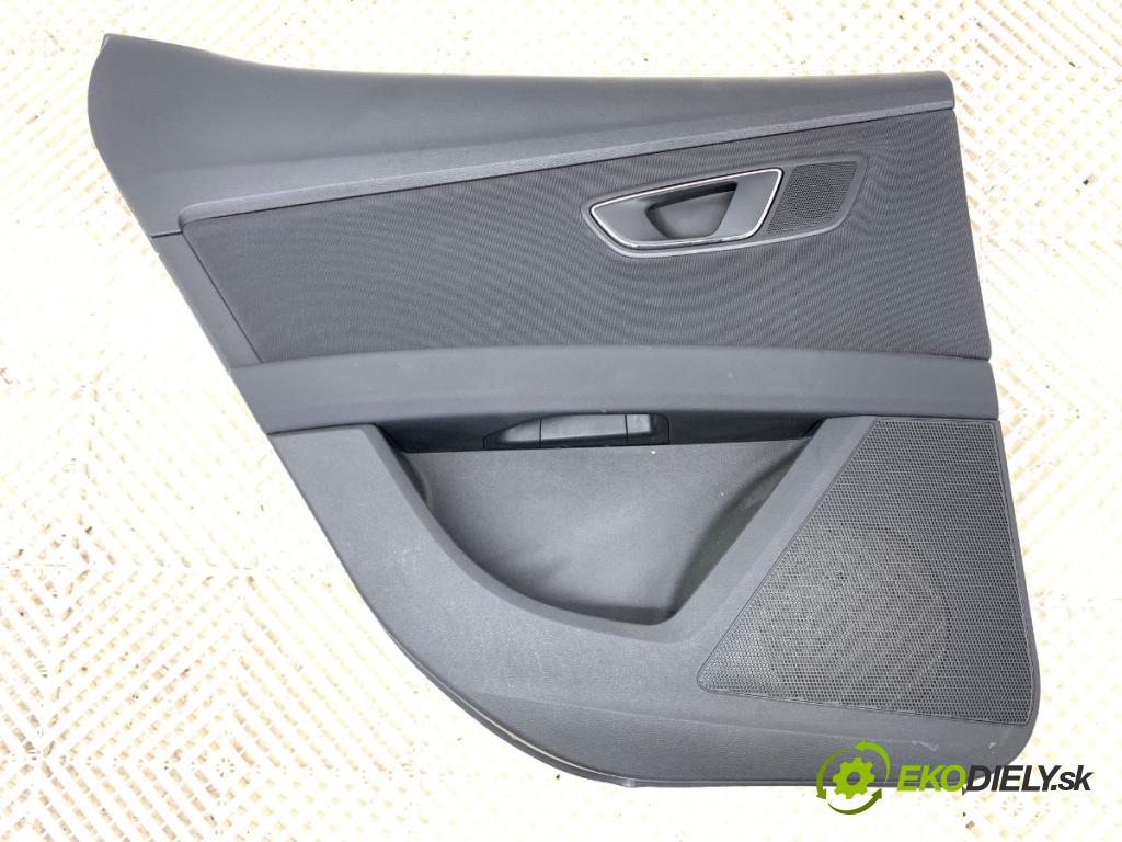 SEAT LEON III liftback 2019 110 kW 1.5 TSI 1495 ča dveře levý zadní část 