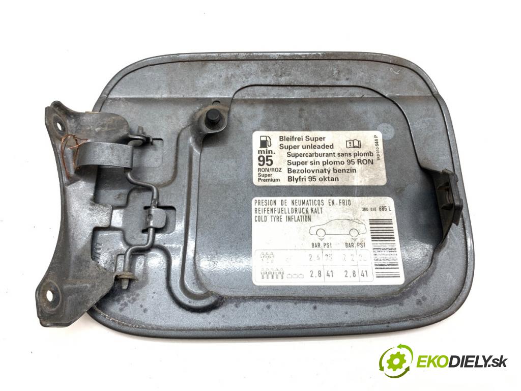 SEAT EXEO Kombi 2012 155 kW 2.0 TFSI 1984 dvířka nádrže paliva  (Klika dveří ostatní)