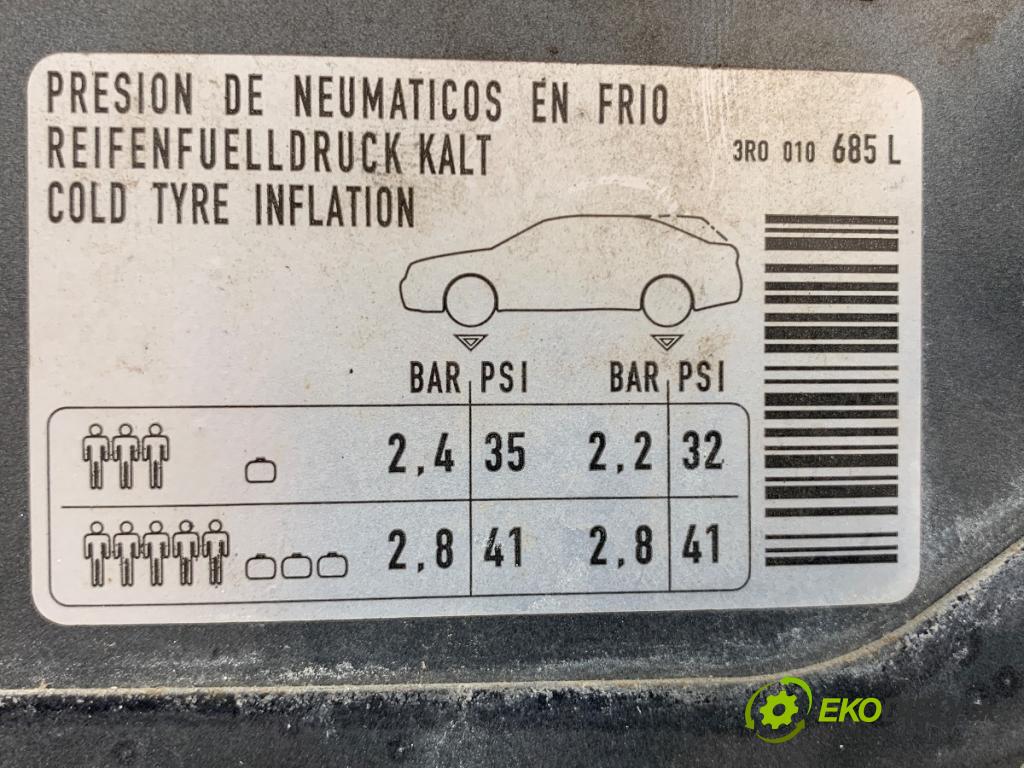 SEAT EXEO Kombi 2012 155 kW 2.0 TFSI 1984 dvířka nádrže paliva  (Klika dveří ostatní)