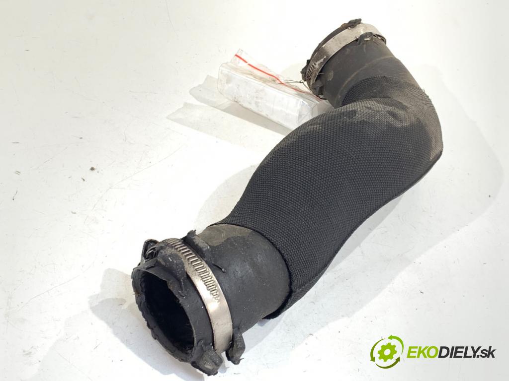 SEAT EXEO Kombi 2012 155 kW 2.0 TFSI 1984 Rúra turba 3R0145708