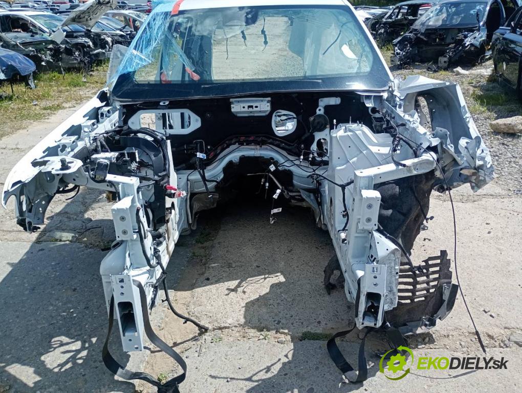 JEEP GRAND CHEROKEE WL SUV 2021 210 kW 3.6 4WD 3604 KAROSERIA ČTVRŤÁK blatník práh střecha PODŁUŻNICA