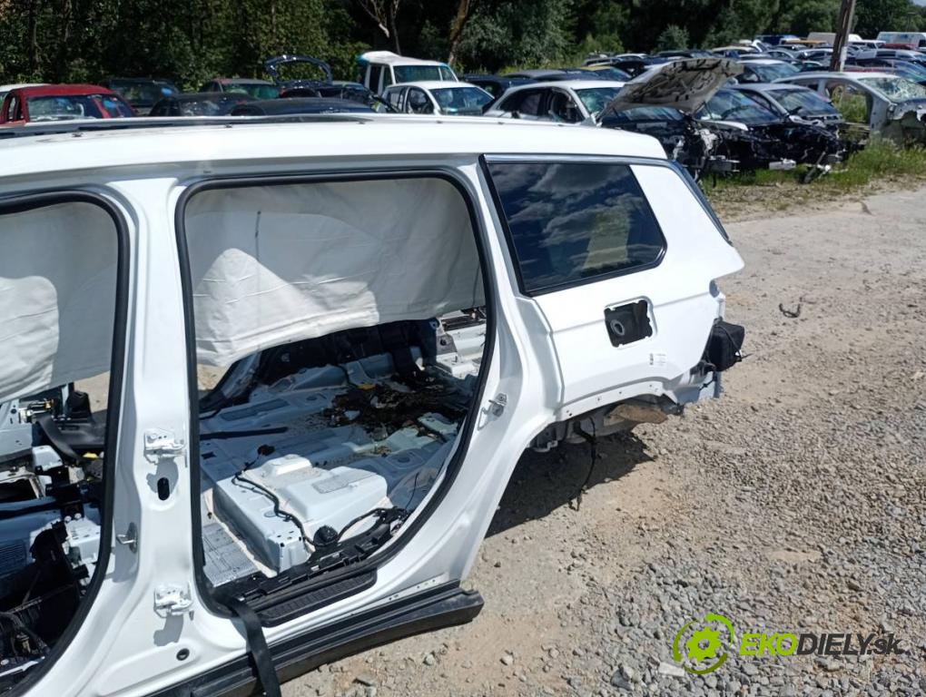 JEEP GRAND CHEROKEE WL SUV 2021 210 kW 3.6 4WD 3604 KAROSERIA ČTVRŤÁK blatník práh střecha PODŁUŻNICA
