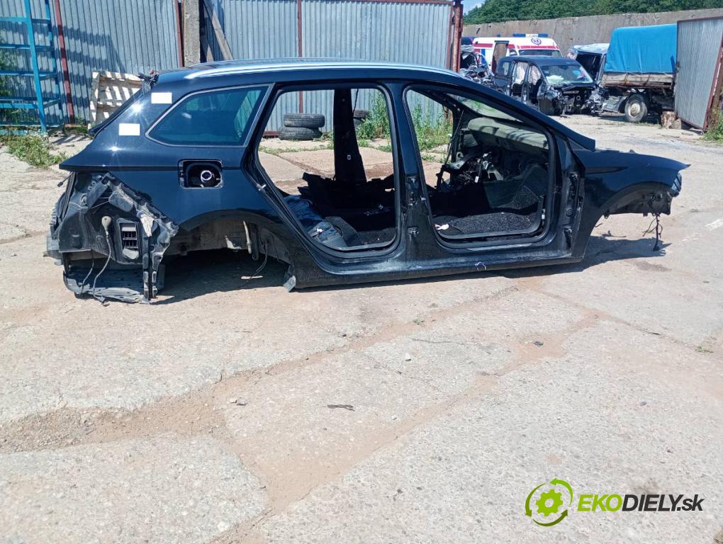 SEAT LEON III Kombi 2015 110 kW 2.0 TDI 1968 karoséria ČTVRŤÁK: Blatník prah strecha PODŁUŻNICA 