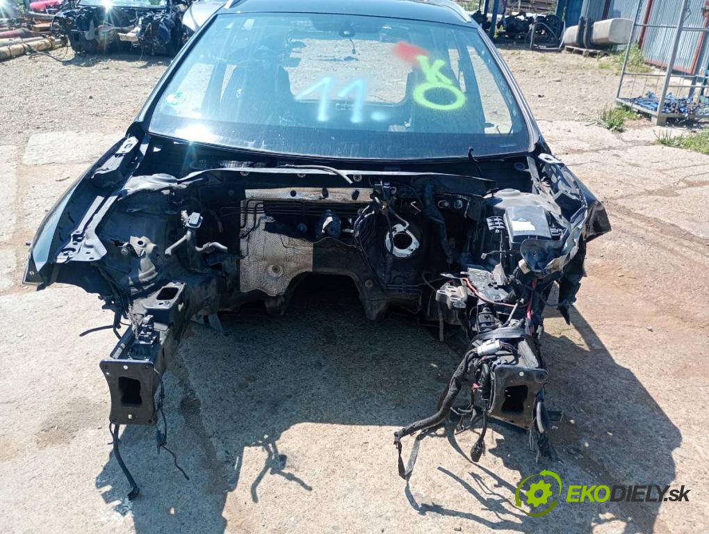 SEAT LEON III Kombi 2015 110 kW 2.0 TDI 1968 KAROSERIA ČTVRŤÁK blatník práh střecha PODŁUŻNICA