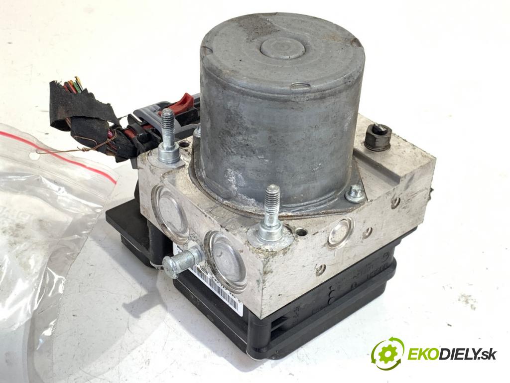 SEAT EXEO Kombi 2012 155 kW 2.0 TFSI 1984 pumpa ABS 3R0614517 (Pumpa ABS)