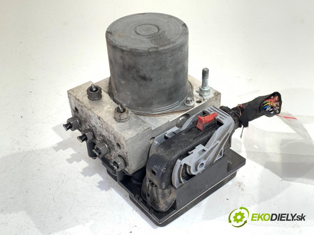 SEAT EXEO Kombi 2012 155 kW 2.0 TFSI 1984 pumpa ABS 3R0614517 (Pumpa ABS)