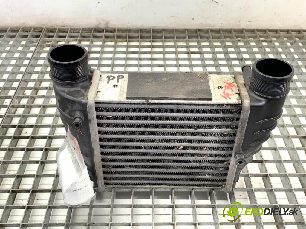 SEAT EXEO Kombi 2012 155 kW 2.0 TFSI 1984 intercooler pravý 8E0145806Q (Intercooler (chladič stlačeného vzduchu))