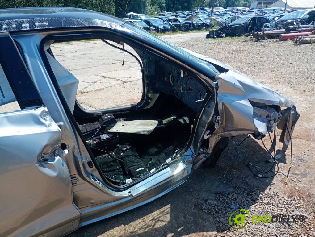 NISSAN JUKE SUV 2023 84 kW 1.0 999 KAROSERIA ČTVRŤÁK blatník práh střecha PODŁUŻNICA