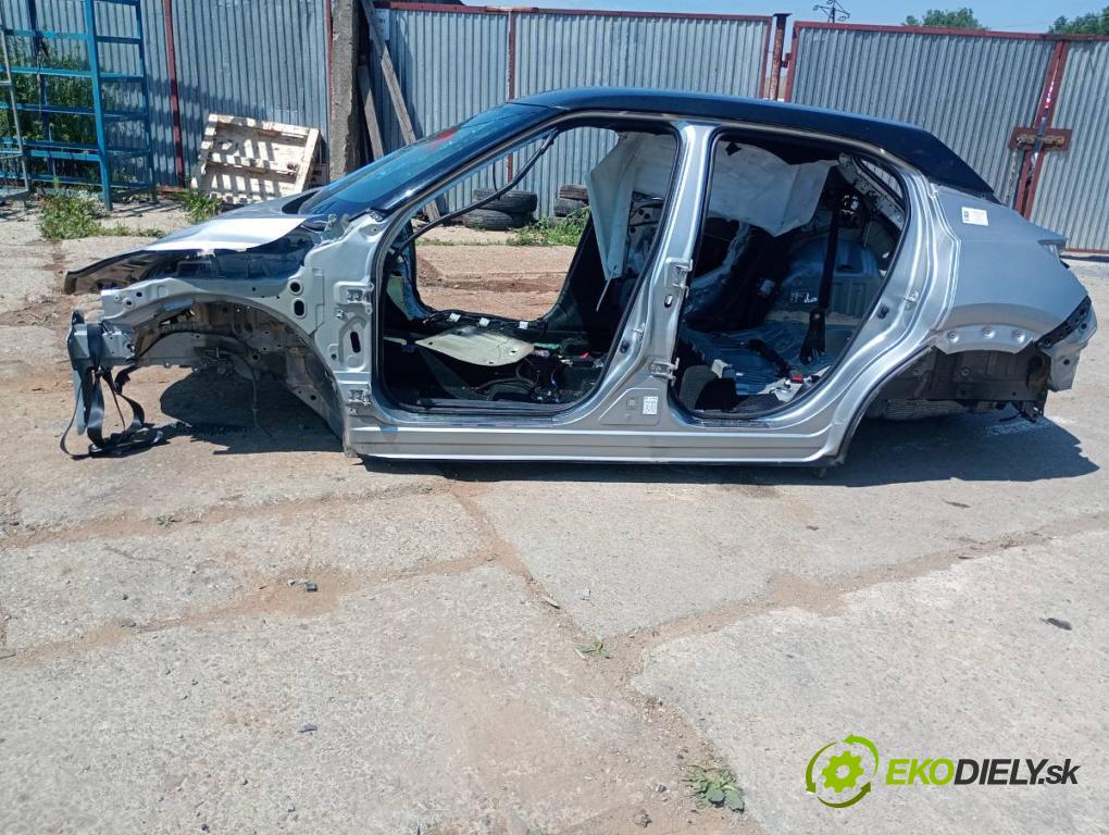NISSAN JUKE SUV 2023 84 kW 1.0 999 KAROSERIA ČTVRŤÁK blatník práh střecha PODŁUŻNICA