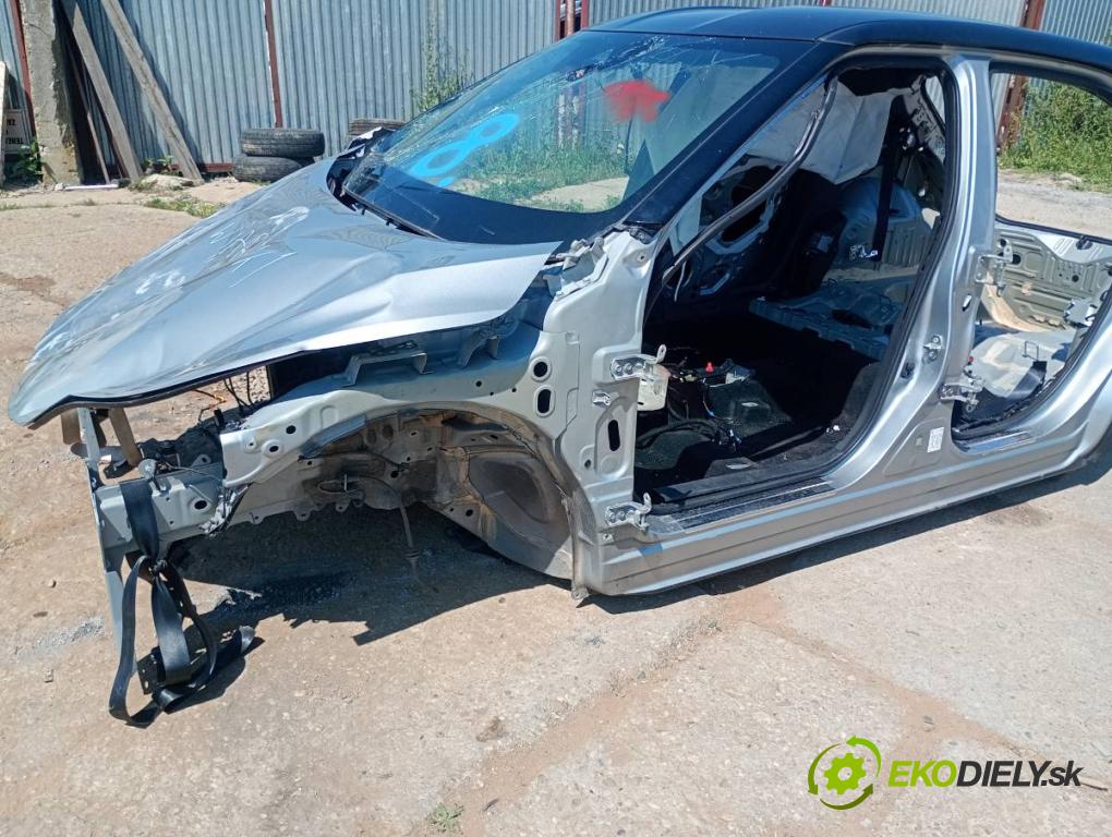 NISSAN JUKE SUV 2023 84 kW 1.0 999 KAROSERIA ČTVRŤÁK blatník práh střecha PODŁUŻNICA