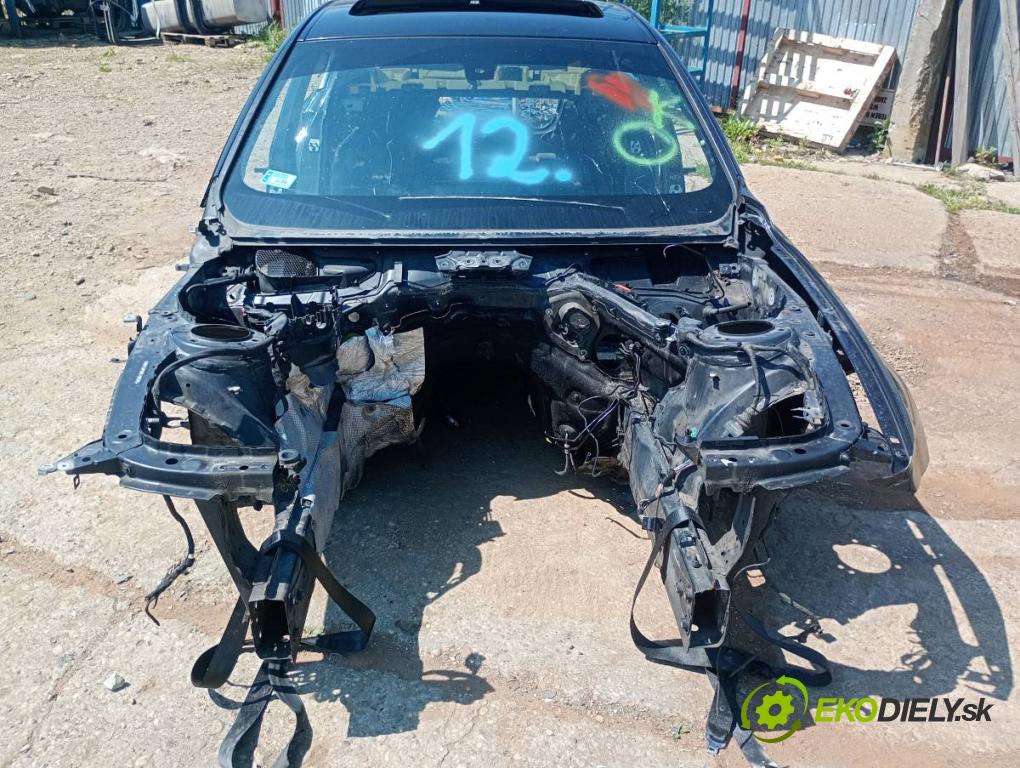 BMW F30 sedan 2014 155 kW 325 d 1995 KAROSERIA ČTVRŤÁK blatník práh střecha PODŁUŻNICA