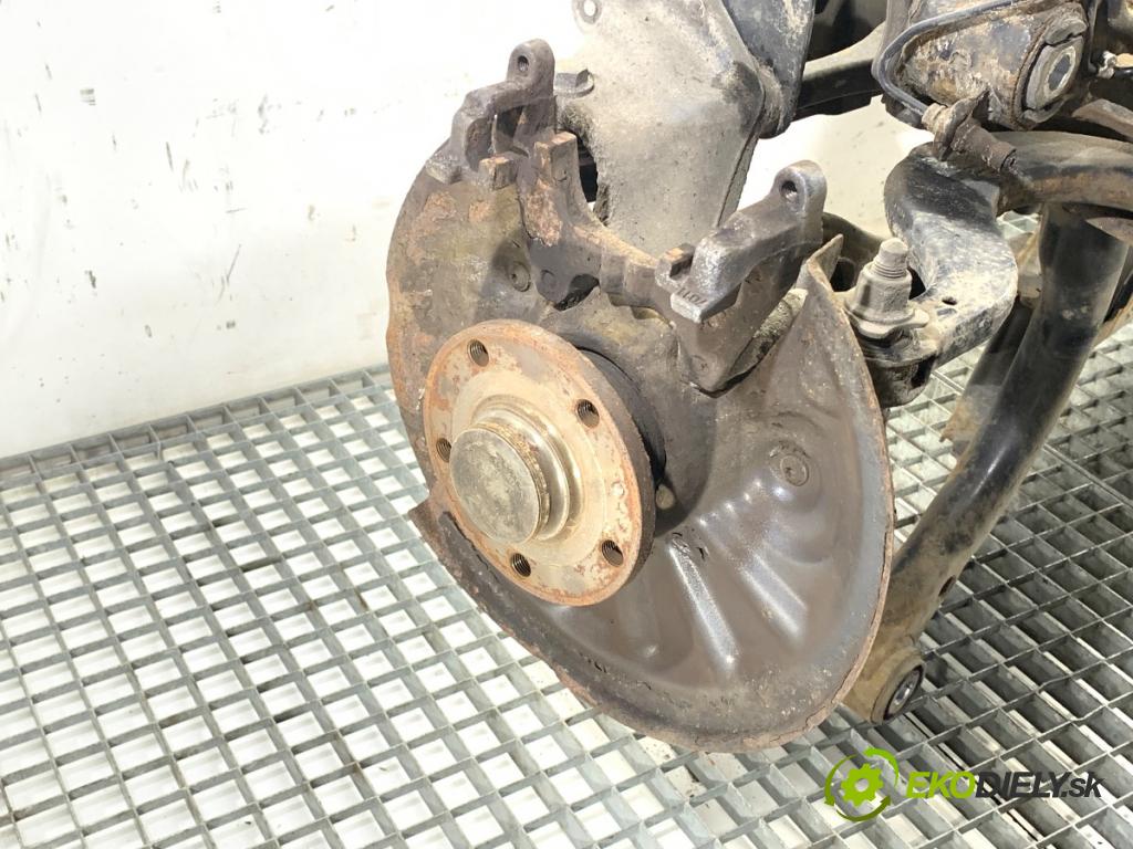 SKODA SUPERB III Kombi 2016 110 kW 2.0 TDI 1968 Výstuha zad 5Q0511305AR