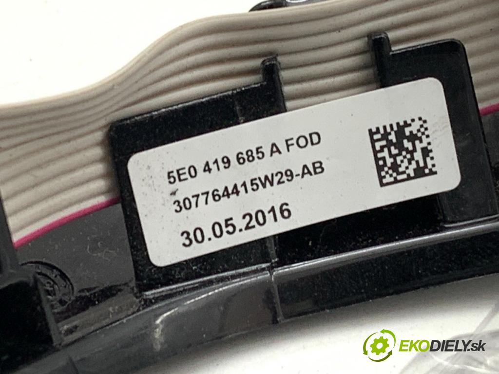 SKODA SUPERB III Kombi 2016 110 kW 2.0 TDI 1968 SPÍNAČE: volantu 3V0919719A
