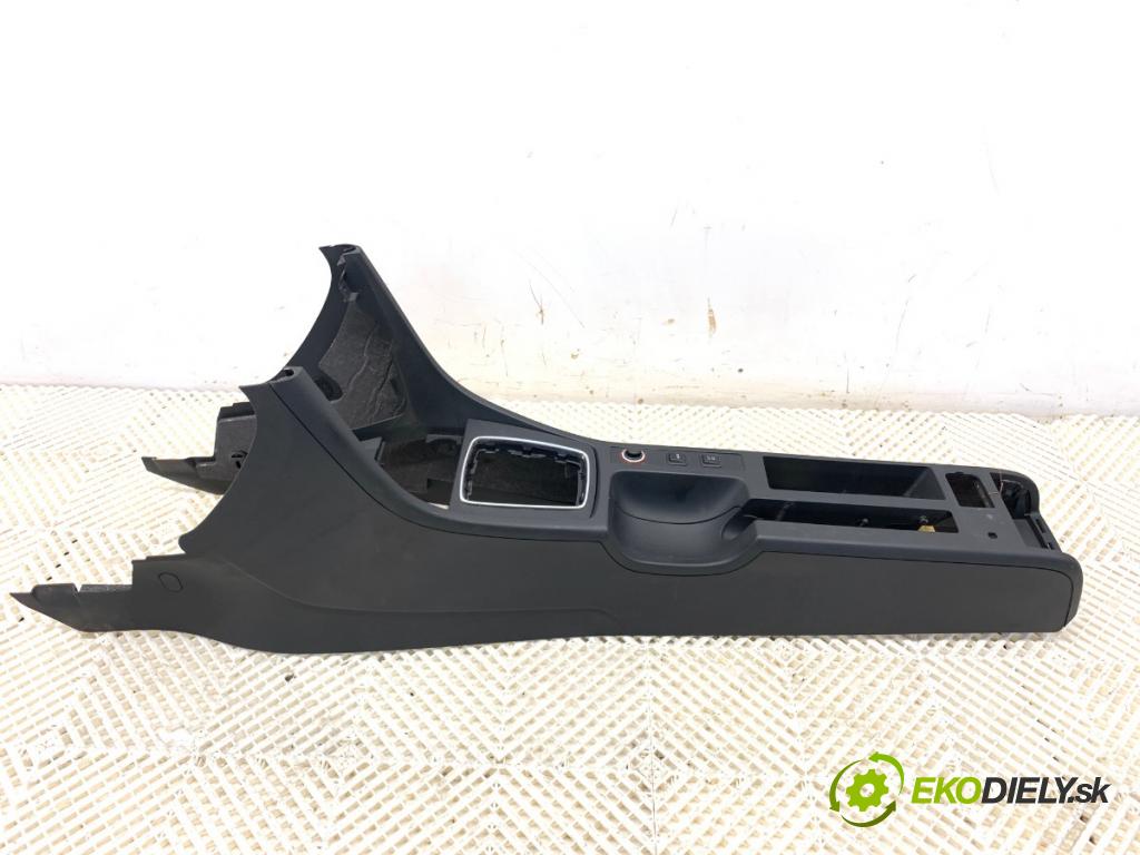 SEAT EXEO Kombi 2012 155 kW 2.0 TFSI 1984 Tunel středový 3R0863241A (Středový tunel)