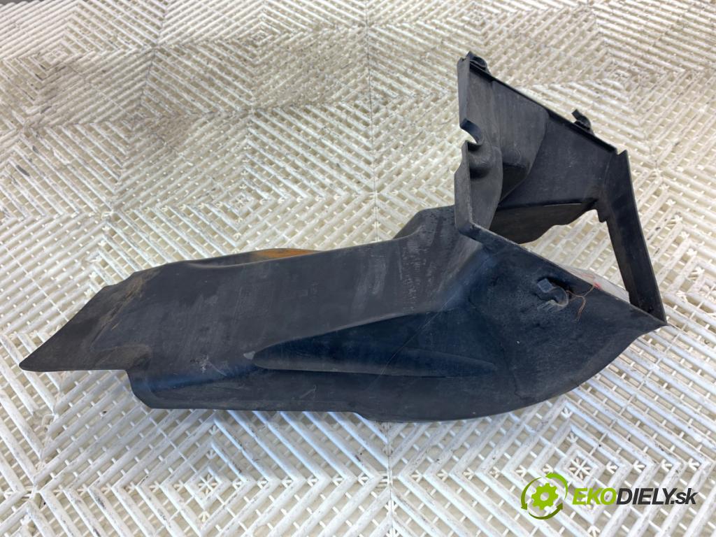 SEAT EXEO Kombi 2012 155 kW 2.0 TFSI 1984 volant vzduchu 3R0825640