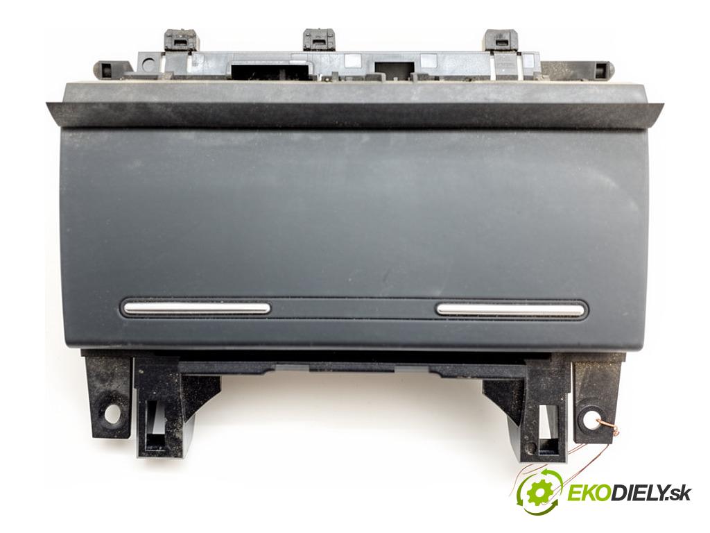 SEAT EXEO Kombi 2012 155 kW 2.0 TFSI 1984 popelník 8E0857951