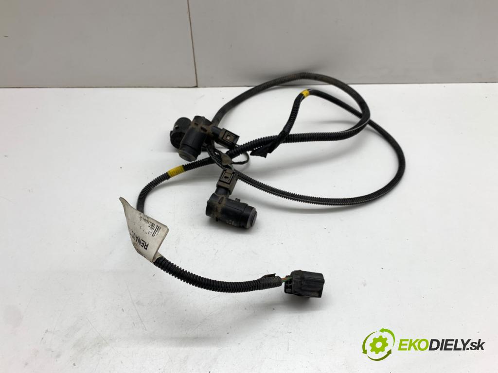 DACIA DUSTER SUV 2016 92 kW 1.2 TCe 125 1197 káblovačka PDC zadní část snímače 240152838R