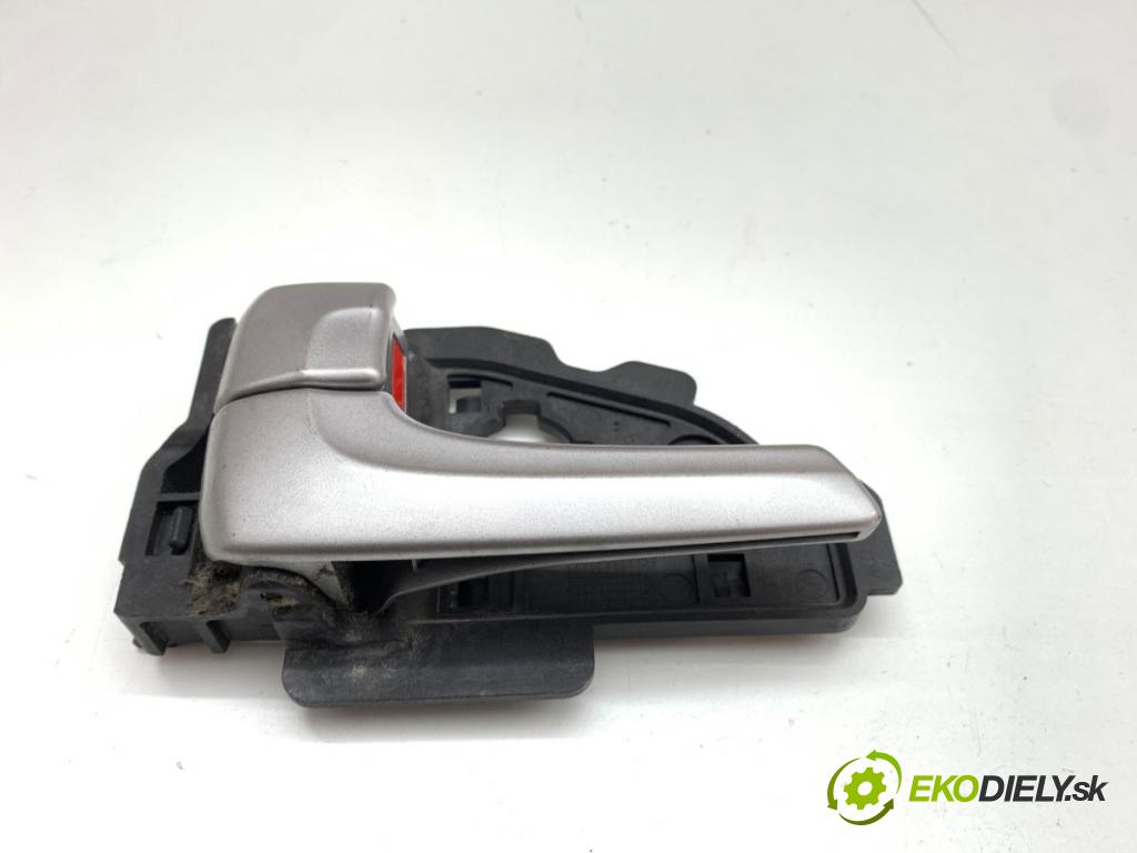 HYUNDAI ix35 SUV 2010 120 kW 2.0 1998 Kľučka vnútorná ľavy predný 