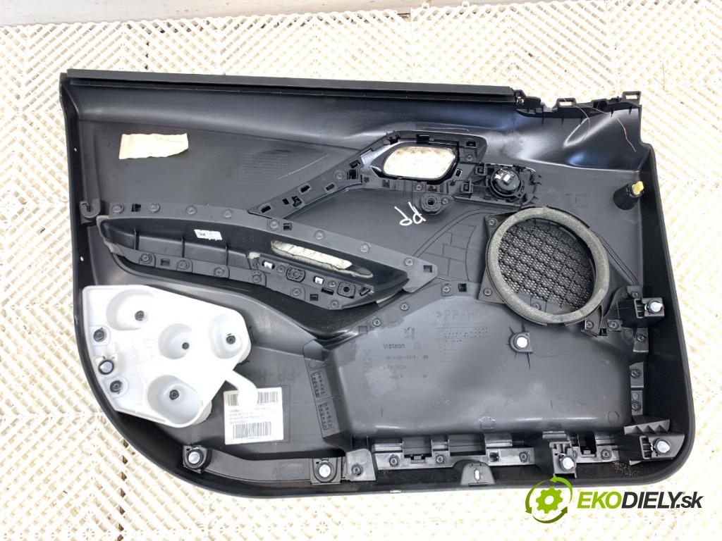 PEUGEOT 208 I liftback 2015 60 kW 1.2 VTI 82 1199 ča dveře pravý přední část