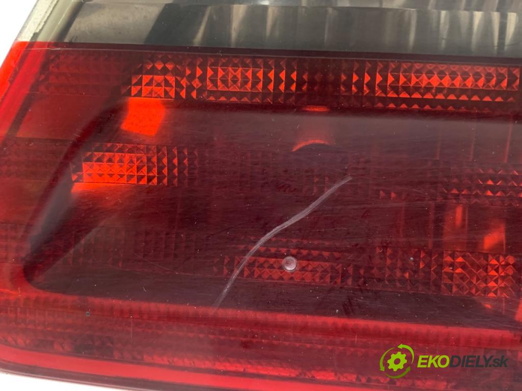 MERCEDES-BENZ W245 liftback 2006 100 kW B 200 CDI (245.208) 1991 světlo pravý zadní část vnitřní