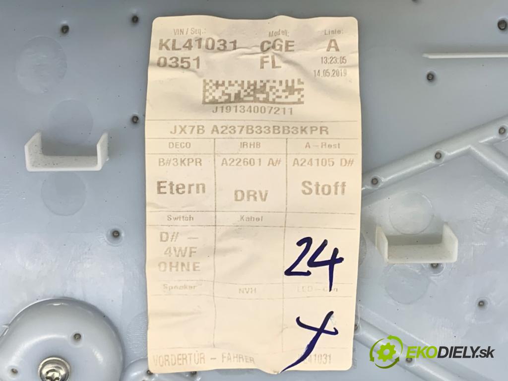 FORD FOCUS IV liftback 2019 88 kW 1.5 EcoBlue 1499 ča dveře levý přední část